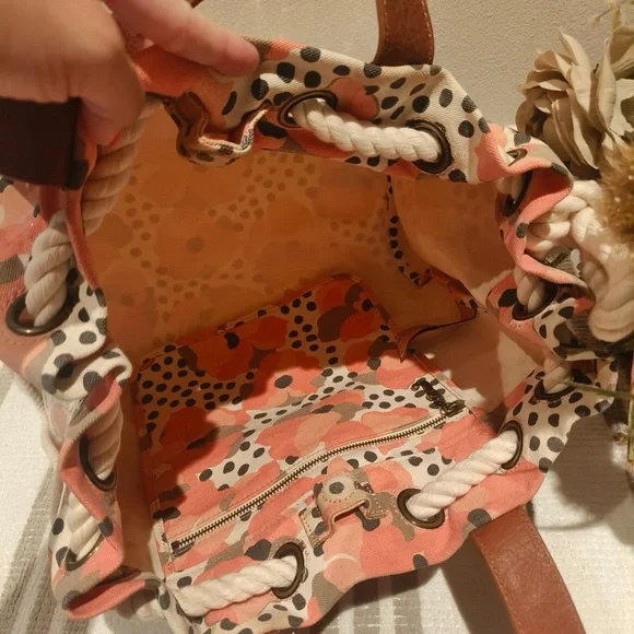 Juicy Couture Multicolor Tote with Pink Logo - Picture 3 of 13